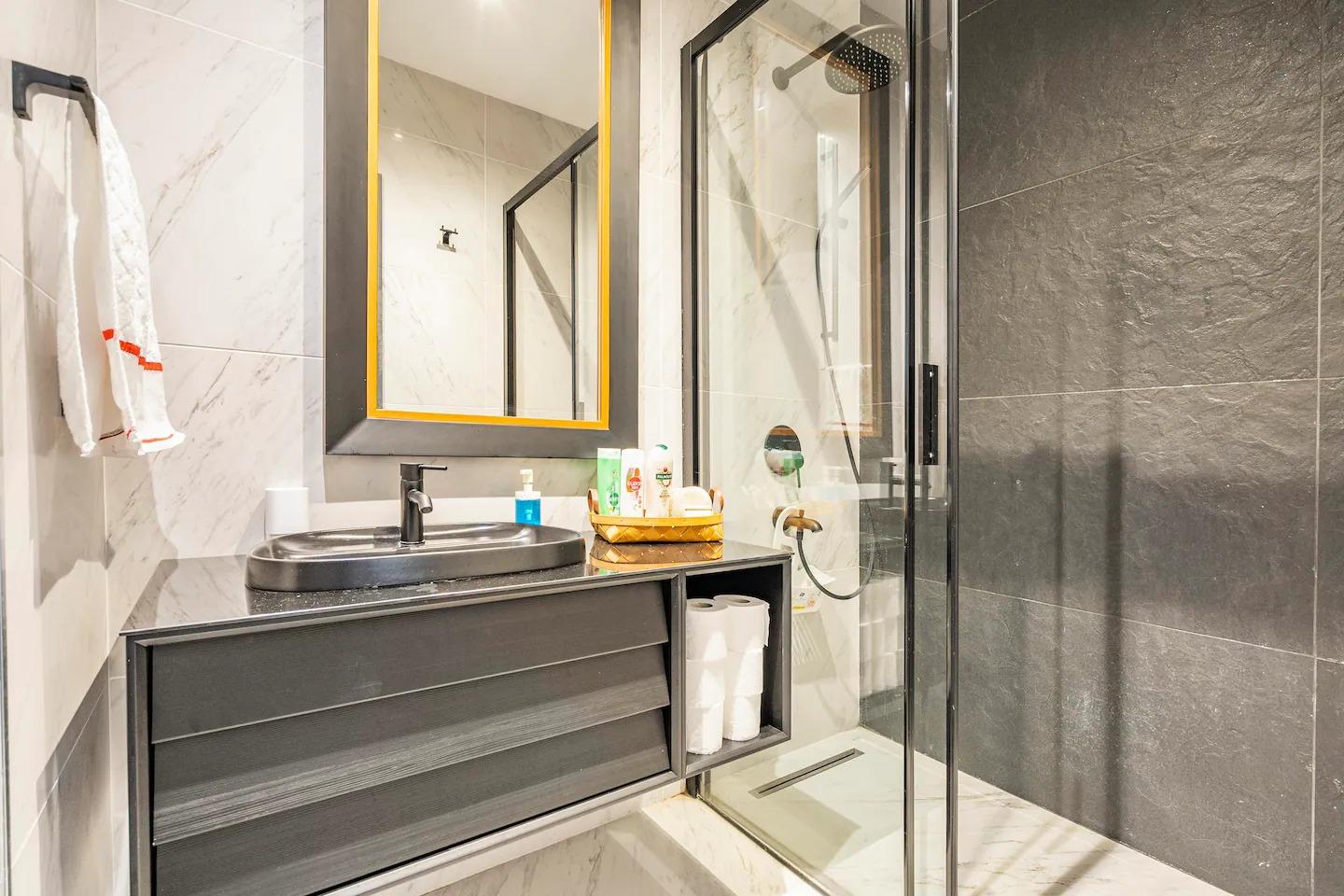 Modern 1+1 Apartment