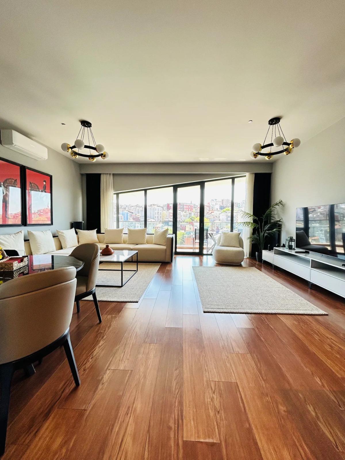 Exclusive 2+1 Apartment