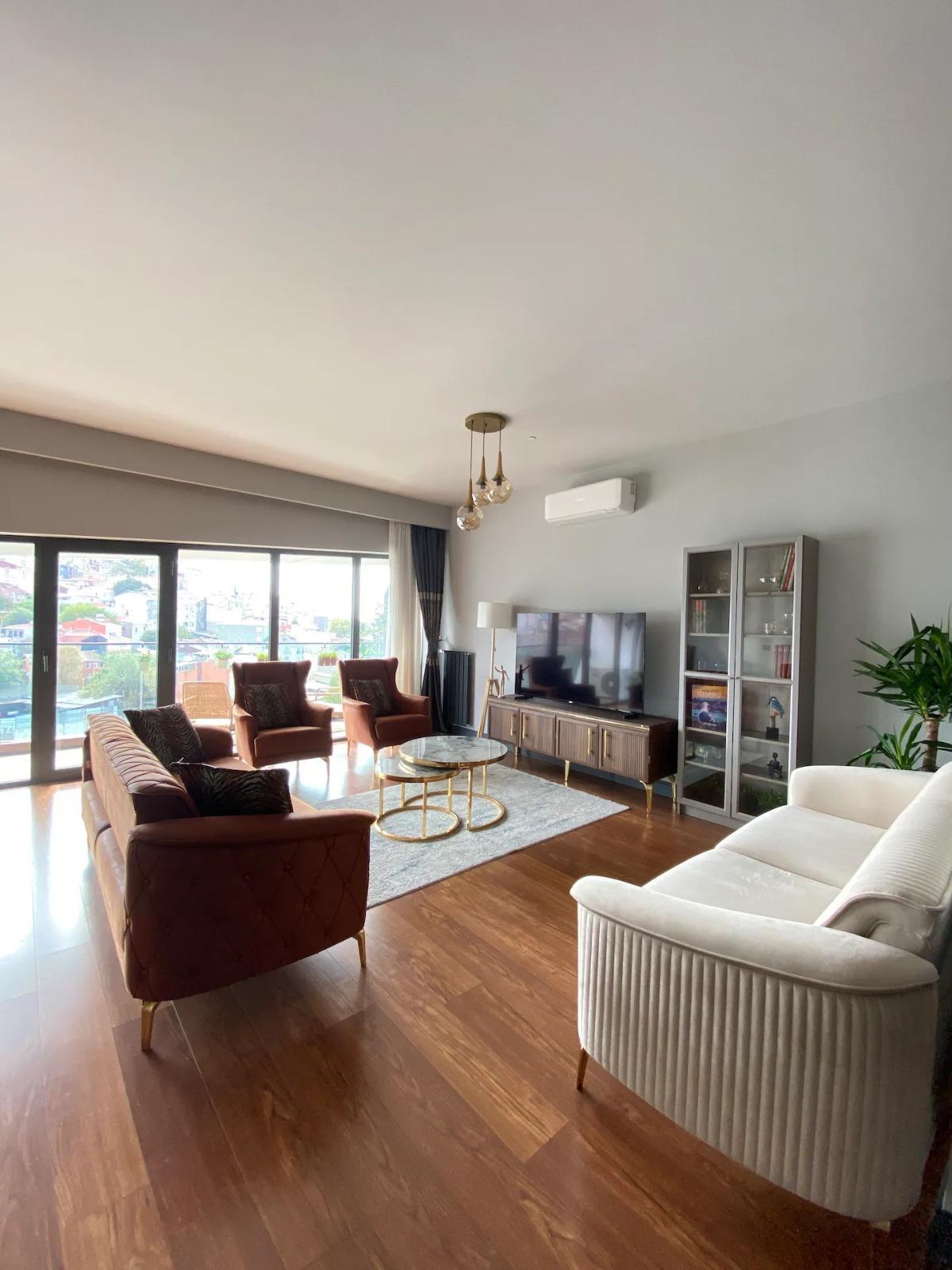 Spacious 2+1 Apartment