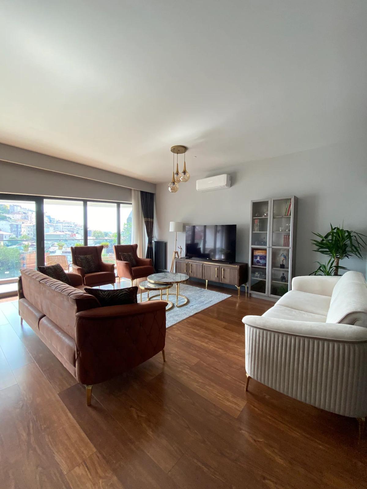 Spacious 2+1 Apartment