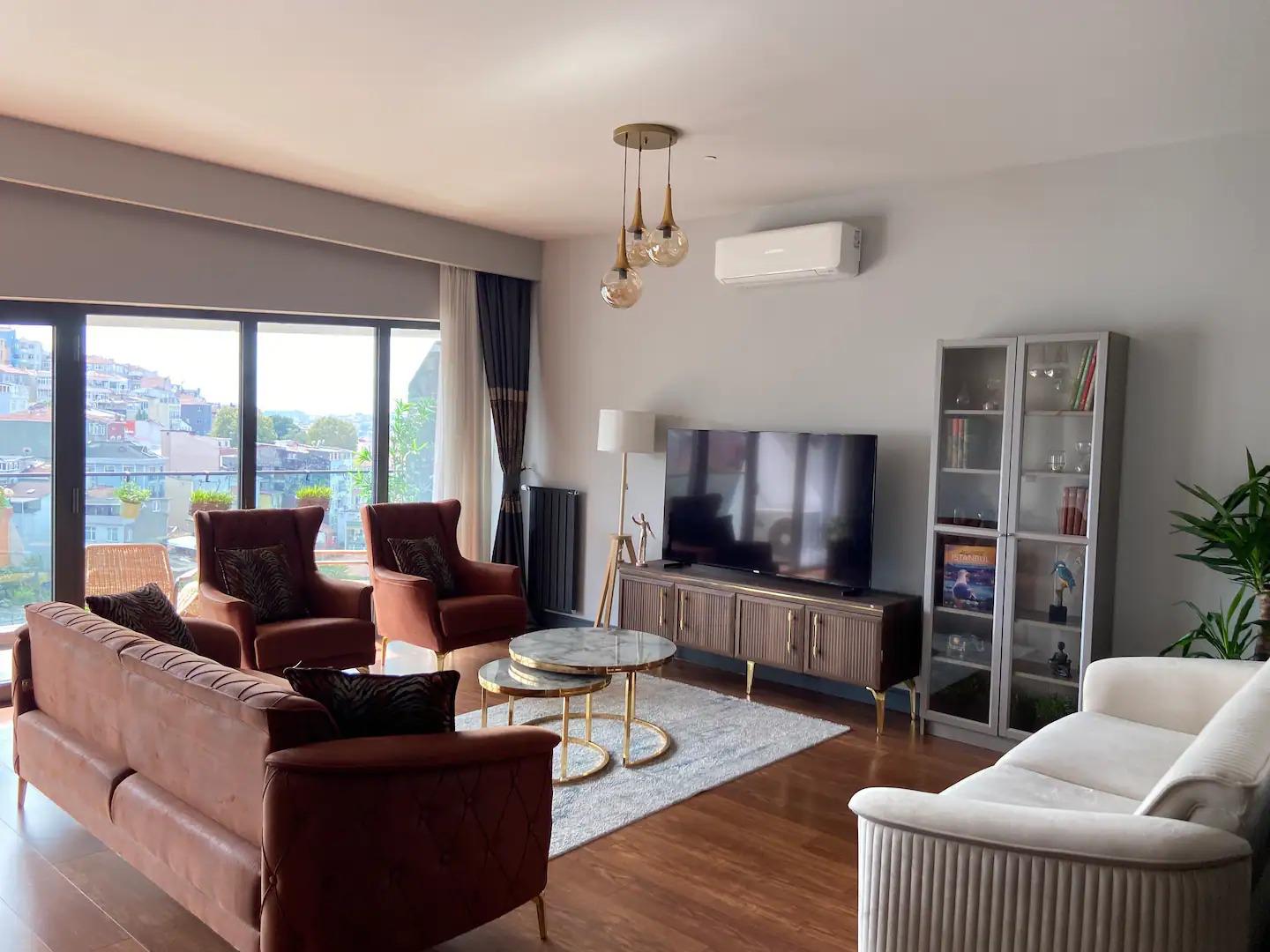 Spacious 2+1 Apartment