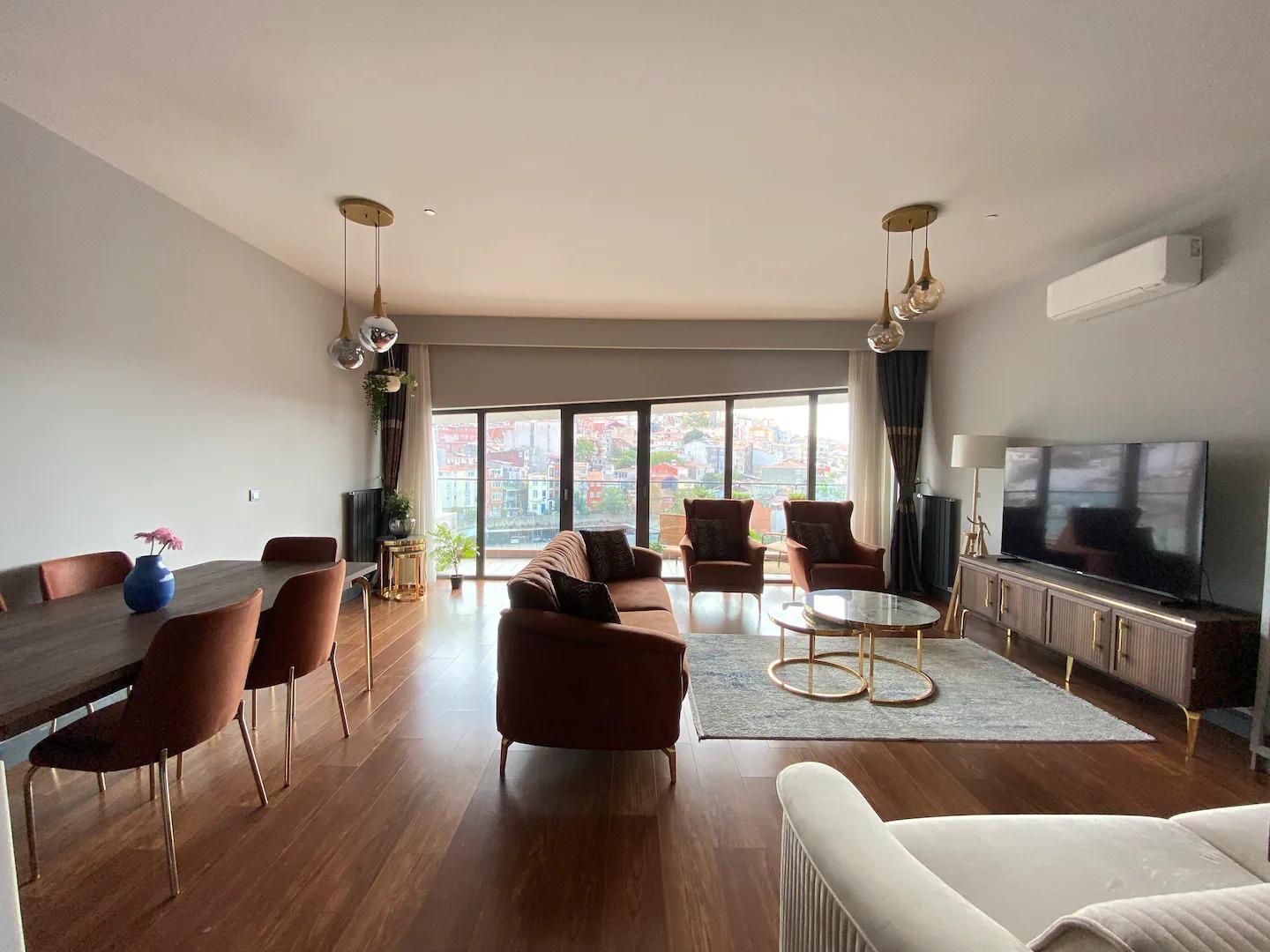 Spacious 2+1 Apartment